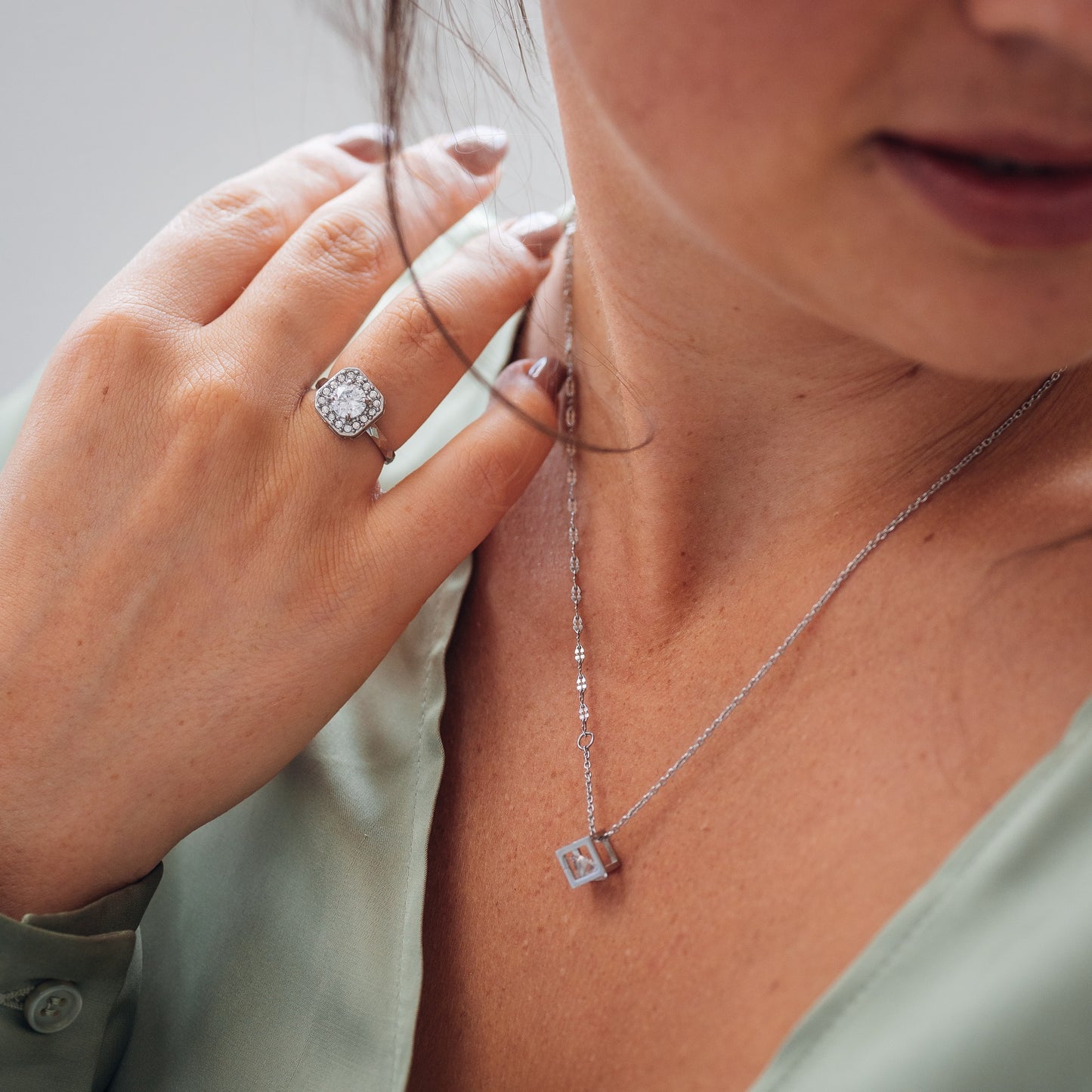 iXXXi Bijoux Charm Creux Cube Pierre