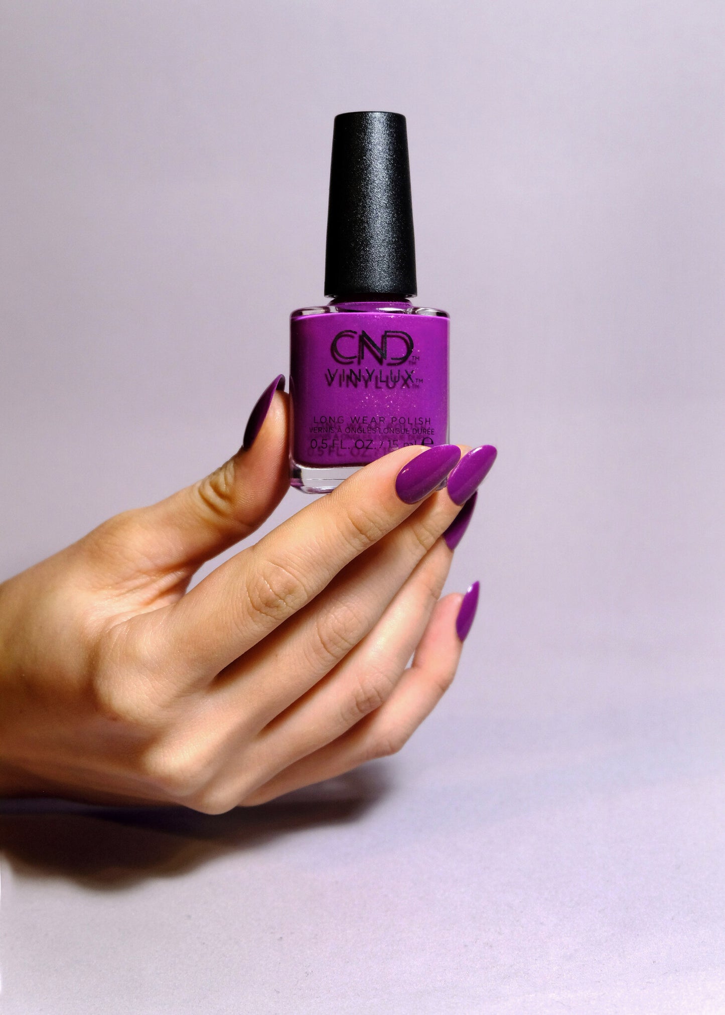 CND VINYLUX Collection Beauté Bizarre Été 2023