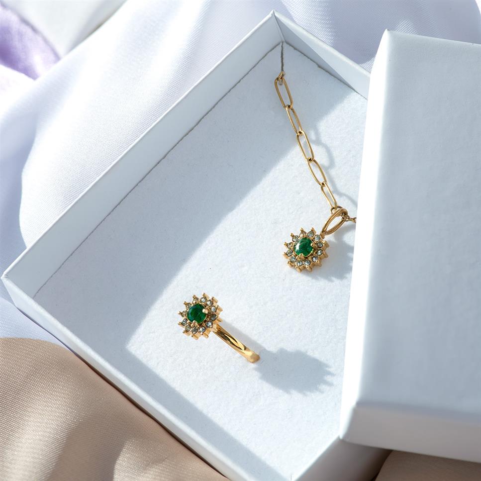 iXXXi Jewelry Fame Lucia ring set Gold/Emerald