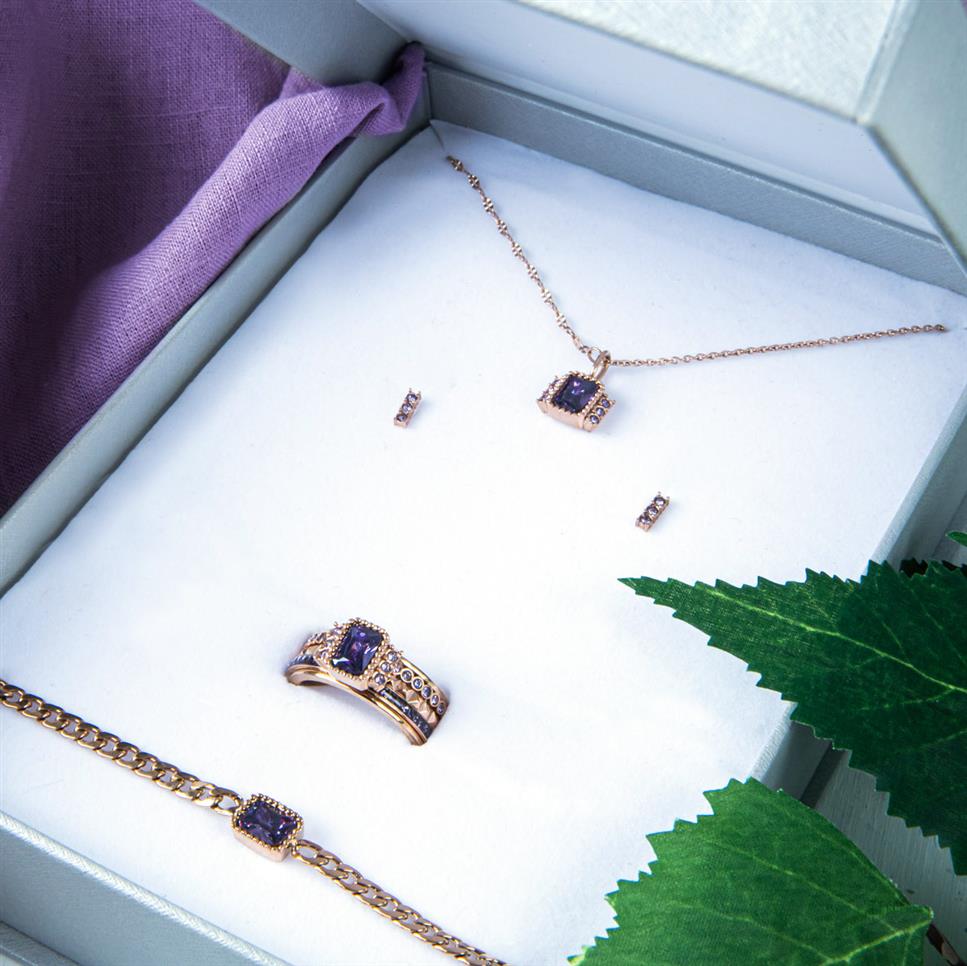 Ensemble classique de tanzanite Miracle